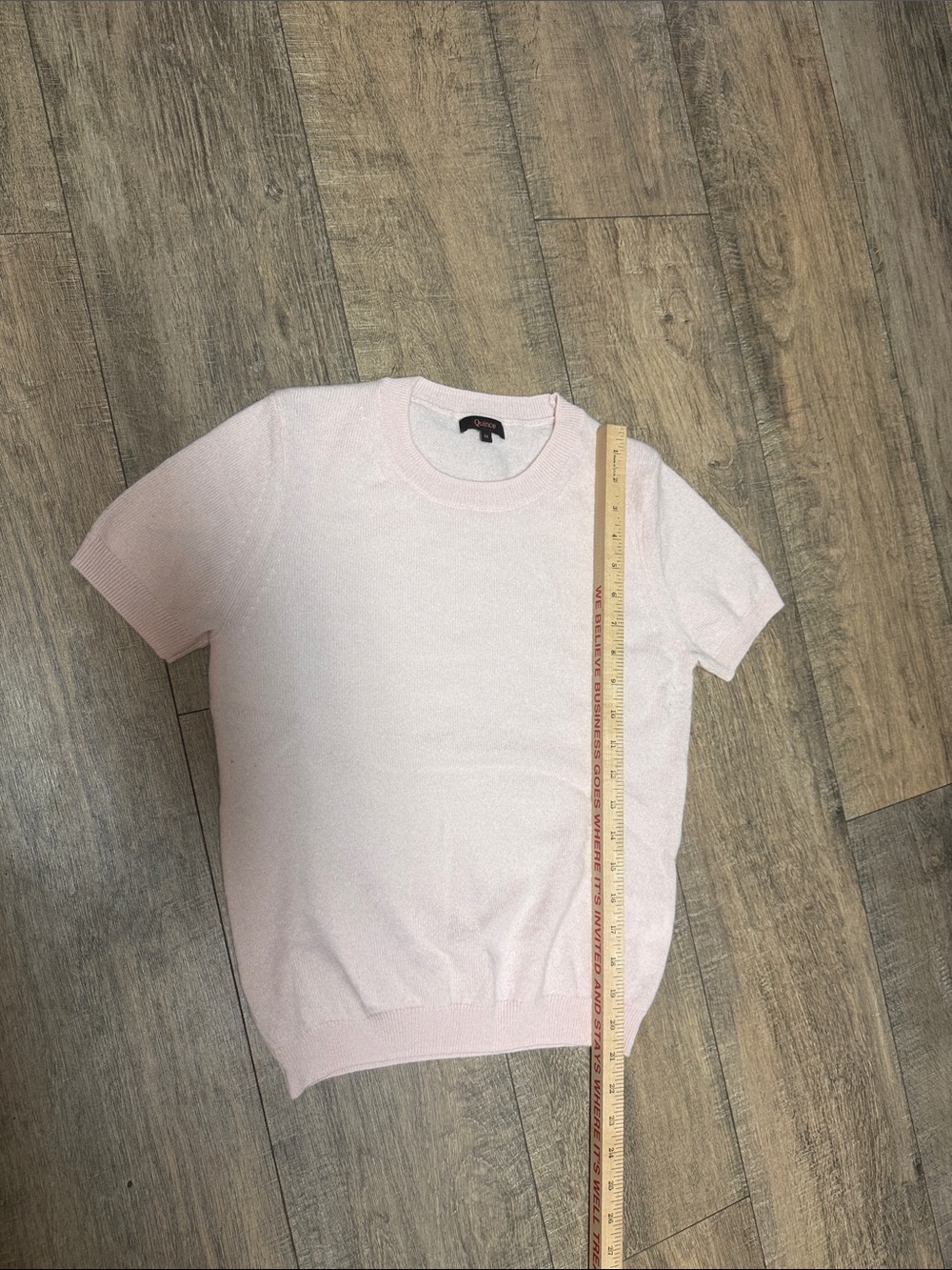 Quince Pale Pink Short-Sleeve Crewneck Cashmere Sweater - Picture 2 of 7